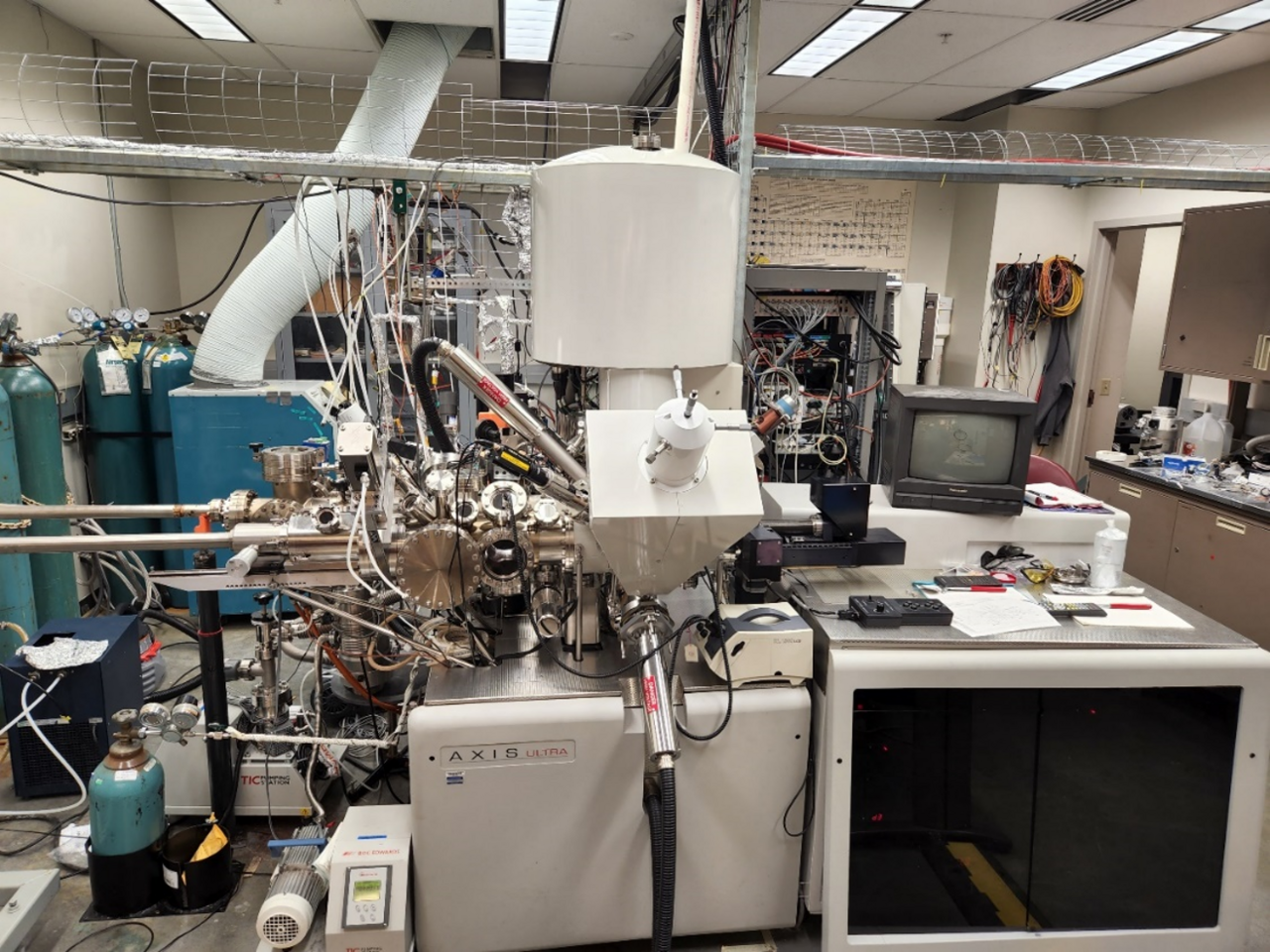 Kratos Axis Ultra DLD XPS